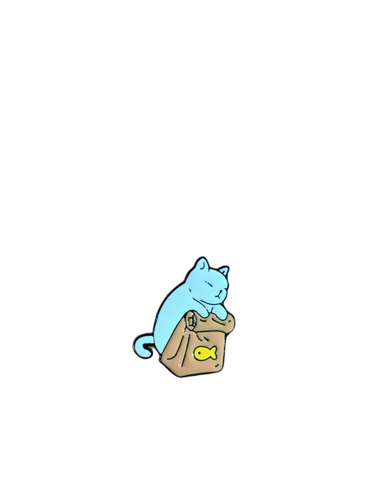 Cat w it’s Food Enamel Pin