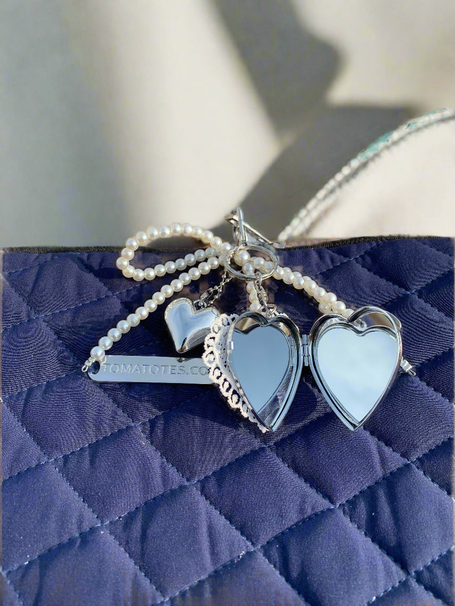 2-in-1 Lacy Heart Mirror Charm