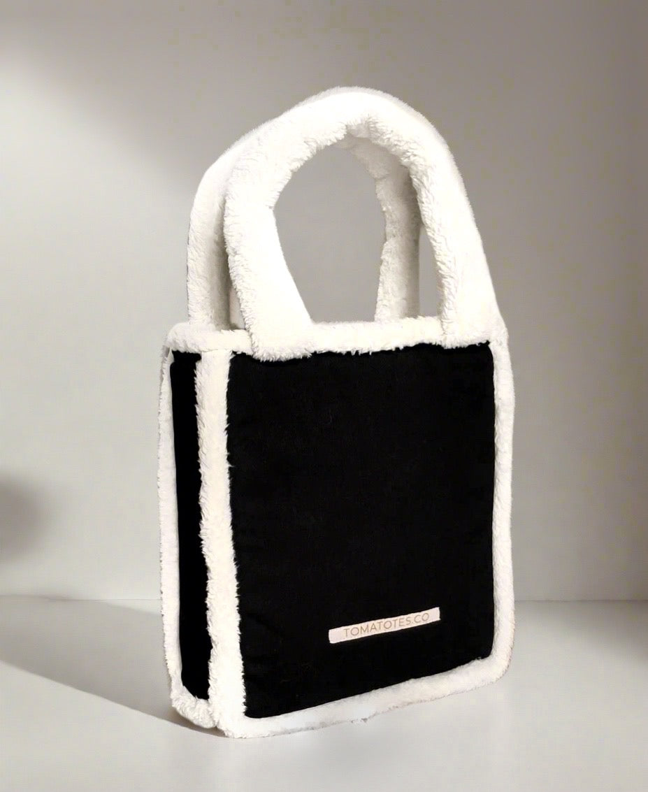 Black tote with Offwhite Fur